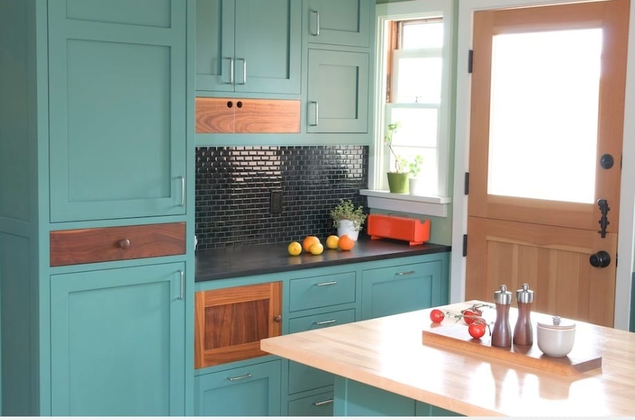Coffee Color Kitchen Cabinets Design / Amazing Modern Kitchen Cabinet